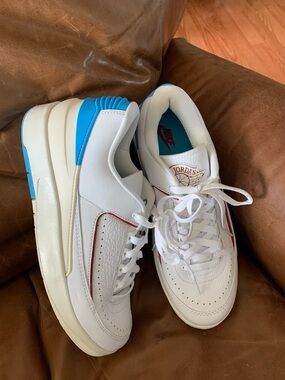 Air Jordan 2 Low UNC to Chicago women’s retro sneakers size 10